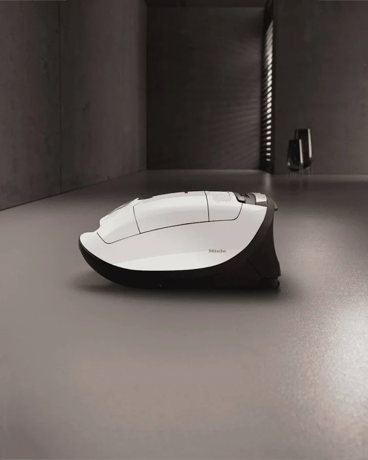 Miele Complete C3 Excellence Canister Vacuum, photo 3 of 7
