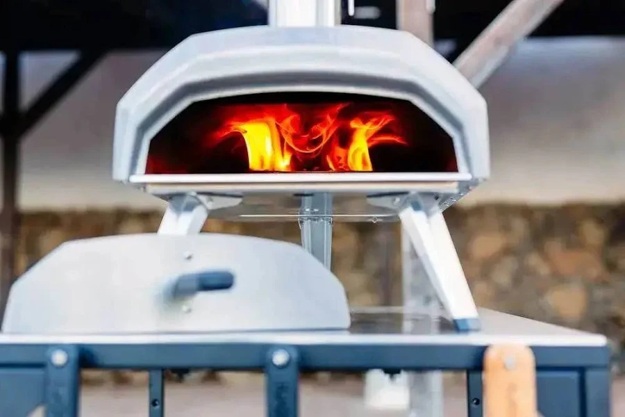 Ooni Karu 12 Multi-Fuel Portable Pizza Oven, photo 6 of 7