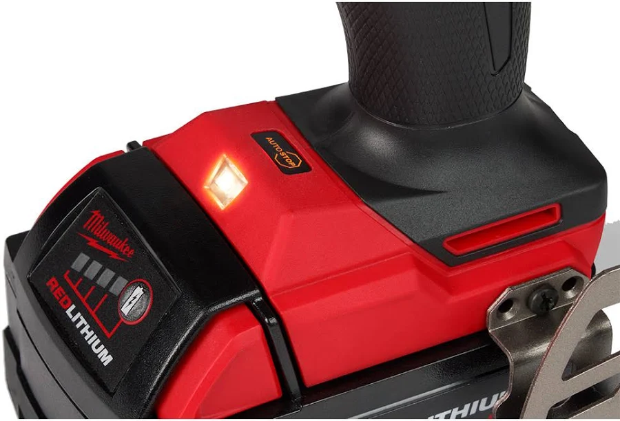 Milwaukee M18 FUEL 2-Tool Combo Kit 3697-22 – Hammer Drill/Driver and Impact Driver, photo 5 of 7