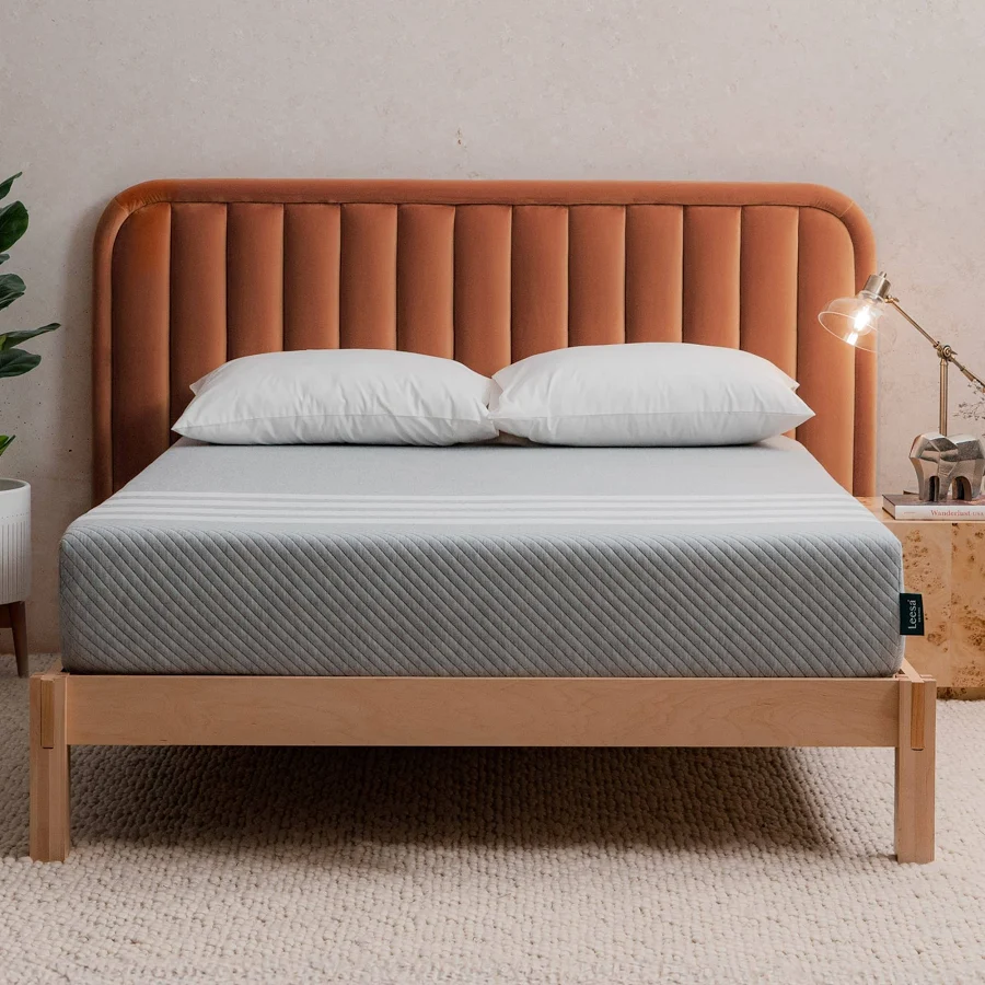 Leesa Original Foam Mattress, photo 4 of 7