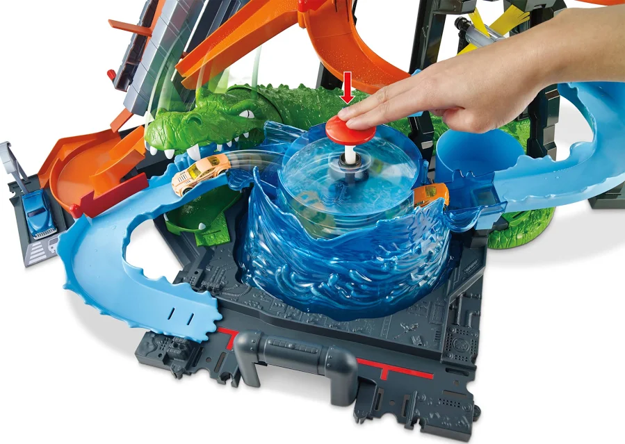 Hot Wheels Ultimate Gator Car Wash Playset with Color Shifters Car, photo 3 of 7