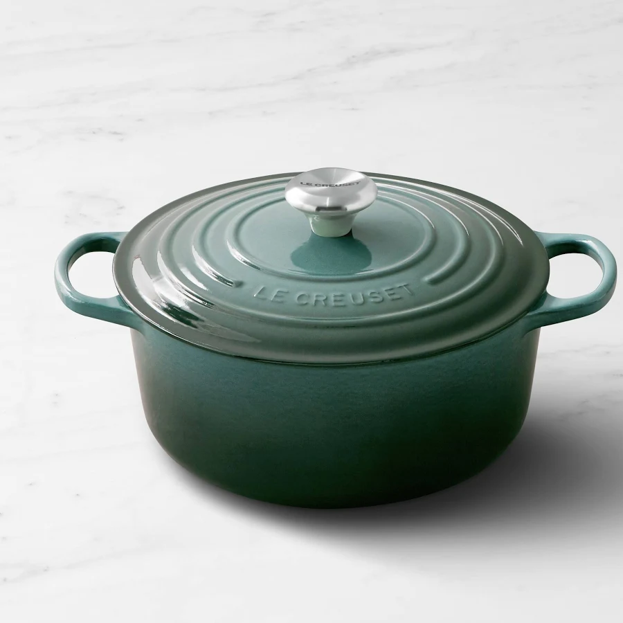 Le Creuset Signature Enameled Cast Iron Round Dutch Oven, 5.5 Qt, photo 2 of 7