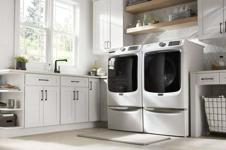 Maytag 4.8 cu ft Front Load Washer with Extra Power, photo 7 of 7