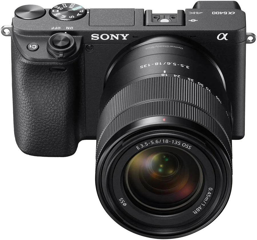 Sony Alpha a6400 Mirrorless Camera with E 18-135mm f/3.5-5.6 OSS Lens, Black, photo 3 of 7