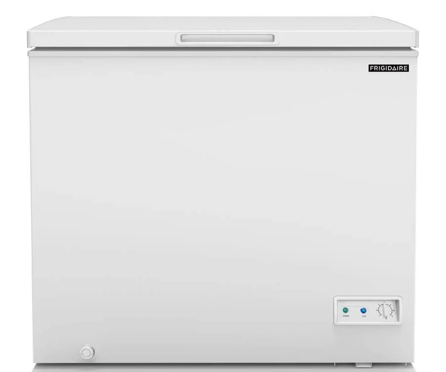 Frigidaire 7.0 cu ft Chest Freezer, photo 2 of 7